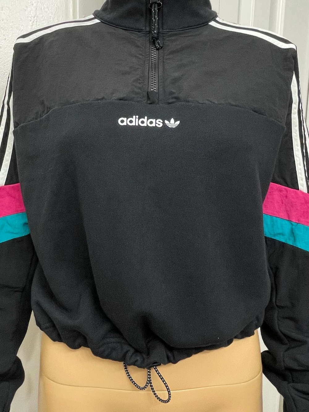 adidas Originals Half-Zip Crop Track Jacket Black Cropped Active Top size L - Picture 8 of 13
